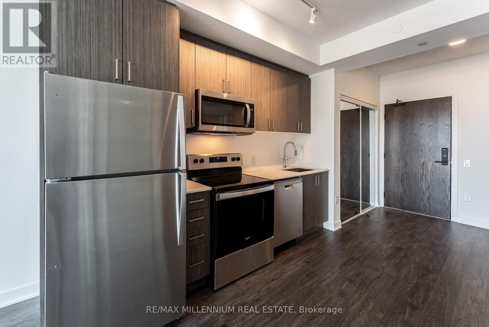 Photo 8 of 208 2782 Barton Street E, Hamilton ON