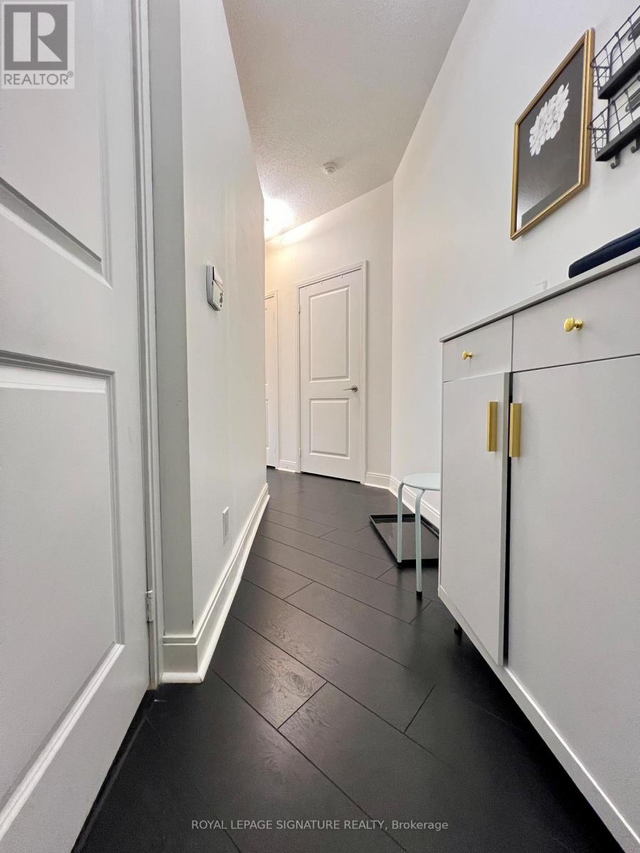 Photo 2 of 607 80 Absolute Avenue, Mississauga ON