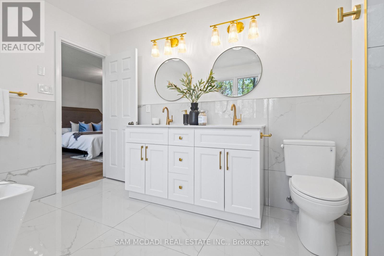 Photo 17 of 83 Royal Oak Drive, Brantford ON