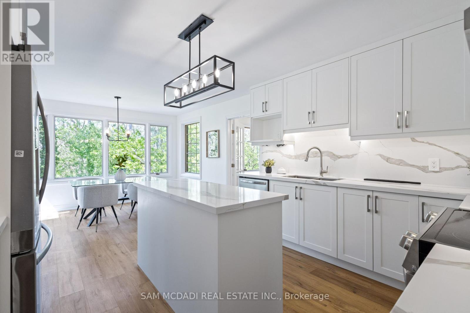 Photo 7 of 83 Royal Oak Drive, Brantford ON
