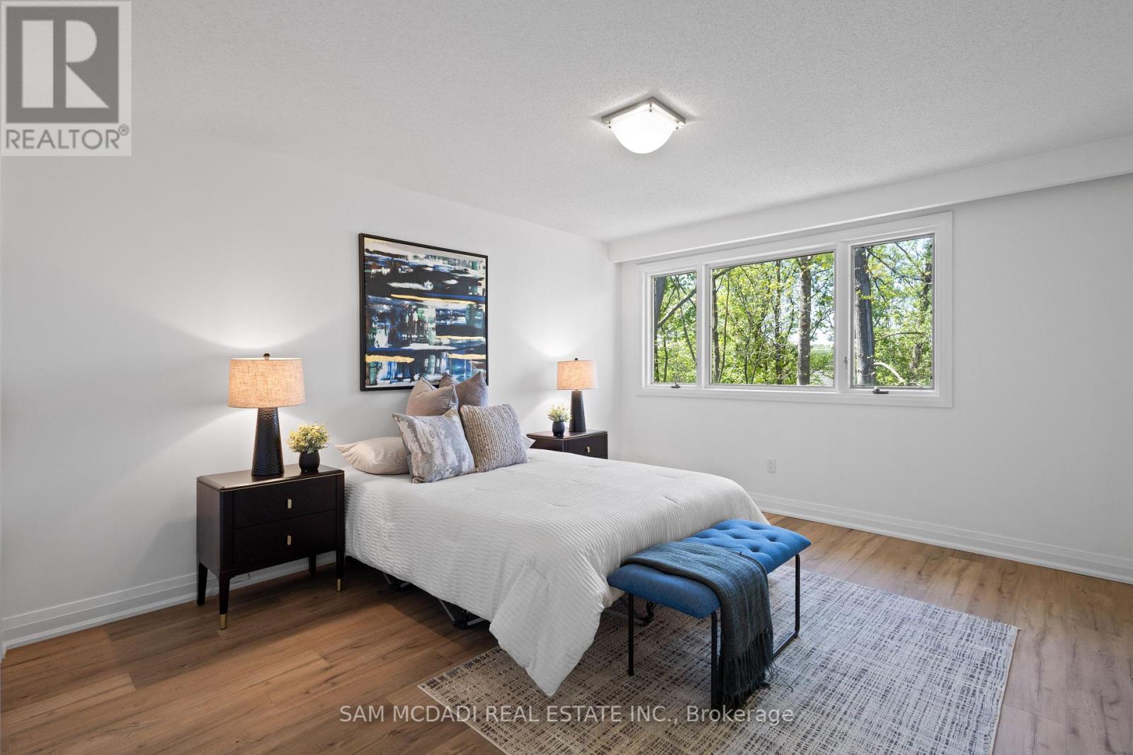 Photo 34 of 83 Royal Oak Drive, Brantford ON