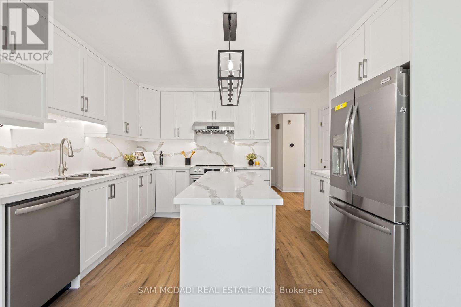 Photo 29 of 83 Royal Oak Drive, Brantford ON