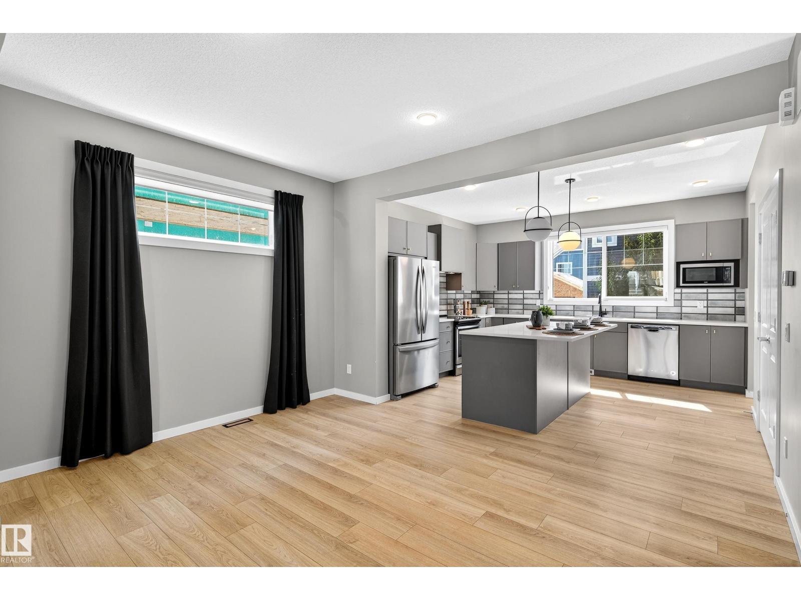 Photo 42 of 6337 Greenaway Av Nw, Edmonton AB