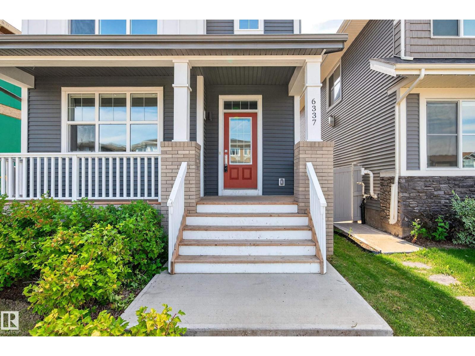 Photo 9 of 6337 Greenaway Av Nw, Edmonton AB