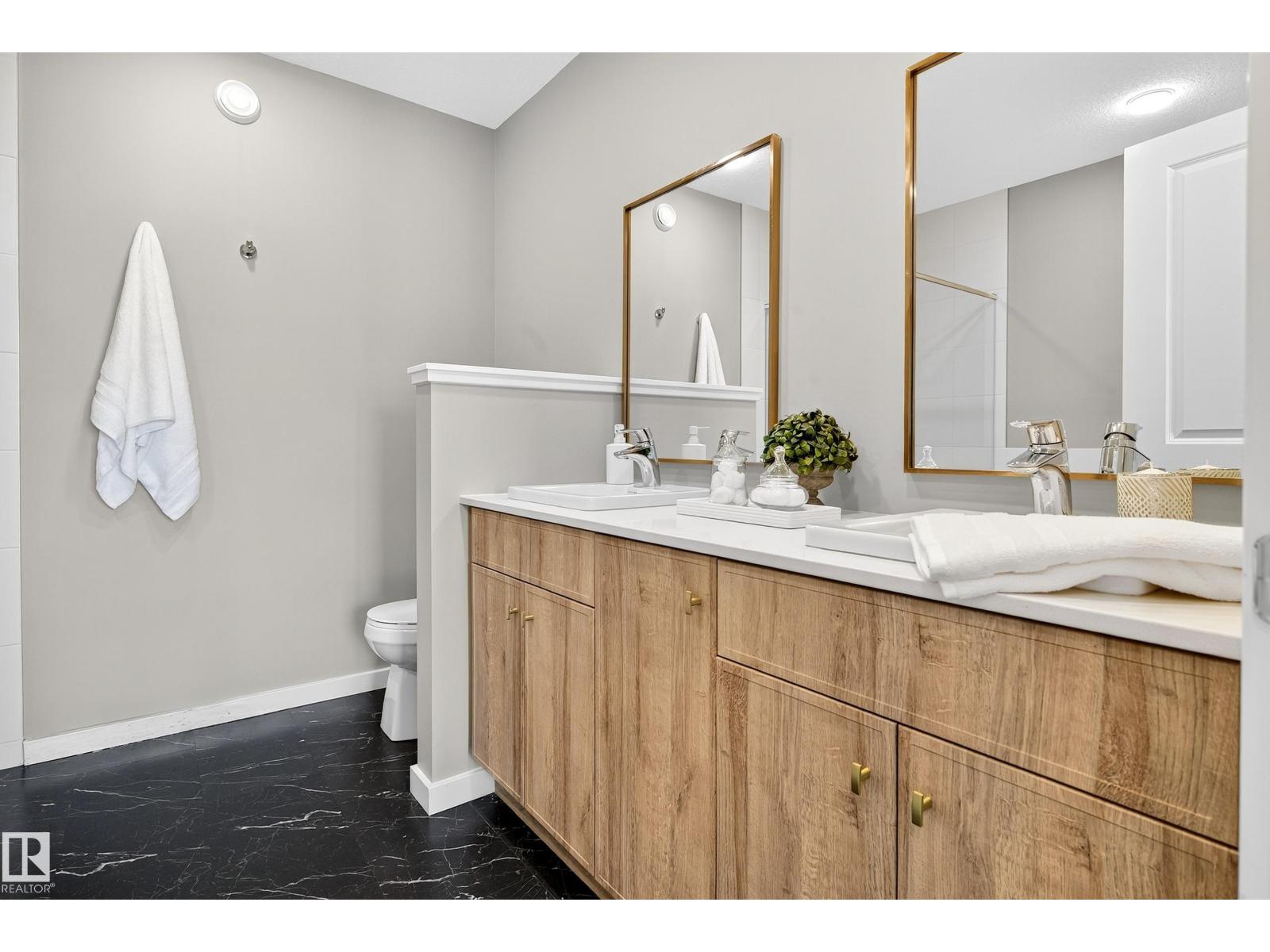 Photo 32 of 6337 Greenaway Av Nw, Edmonton AB