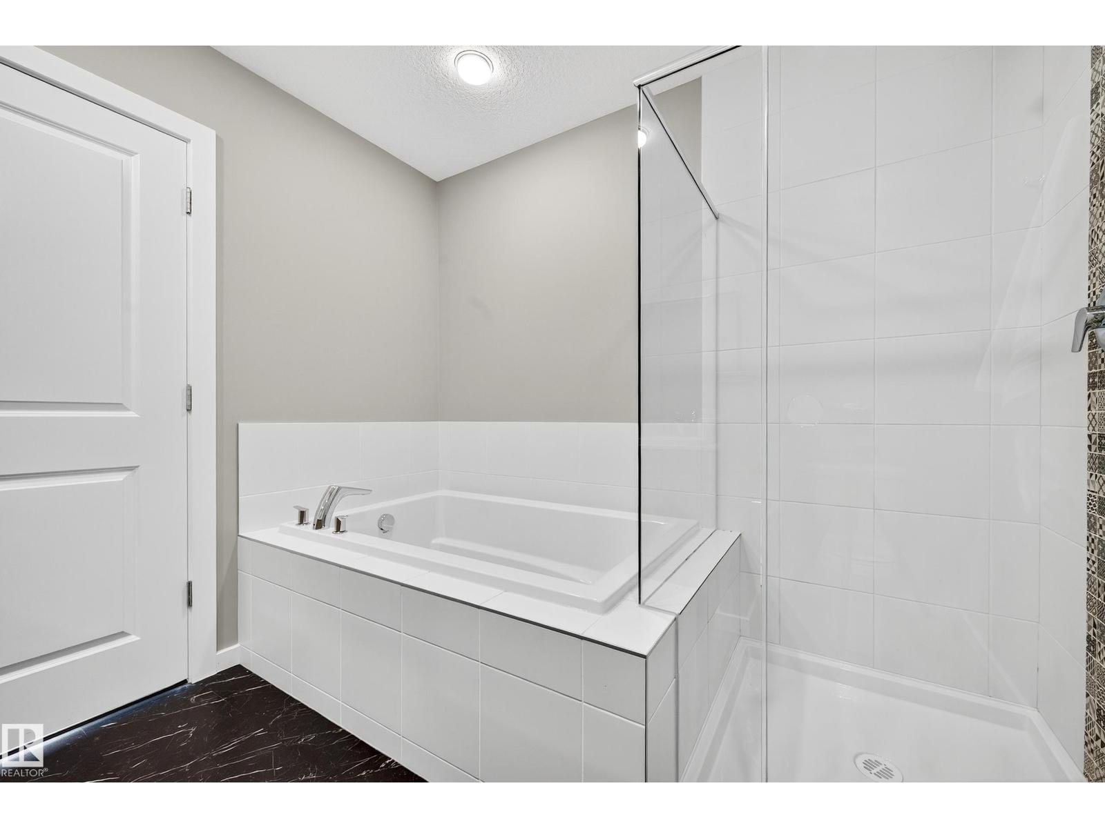 Photo 54 of 6337 Greenaway Av Nw, Edmonton AB