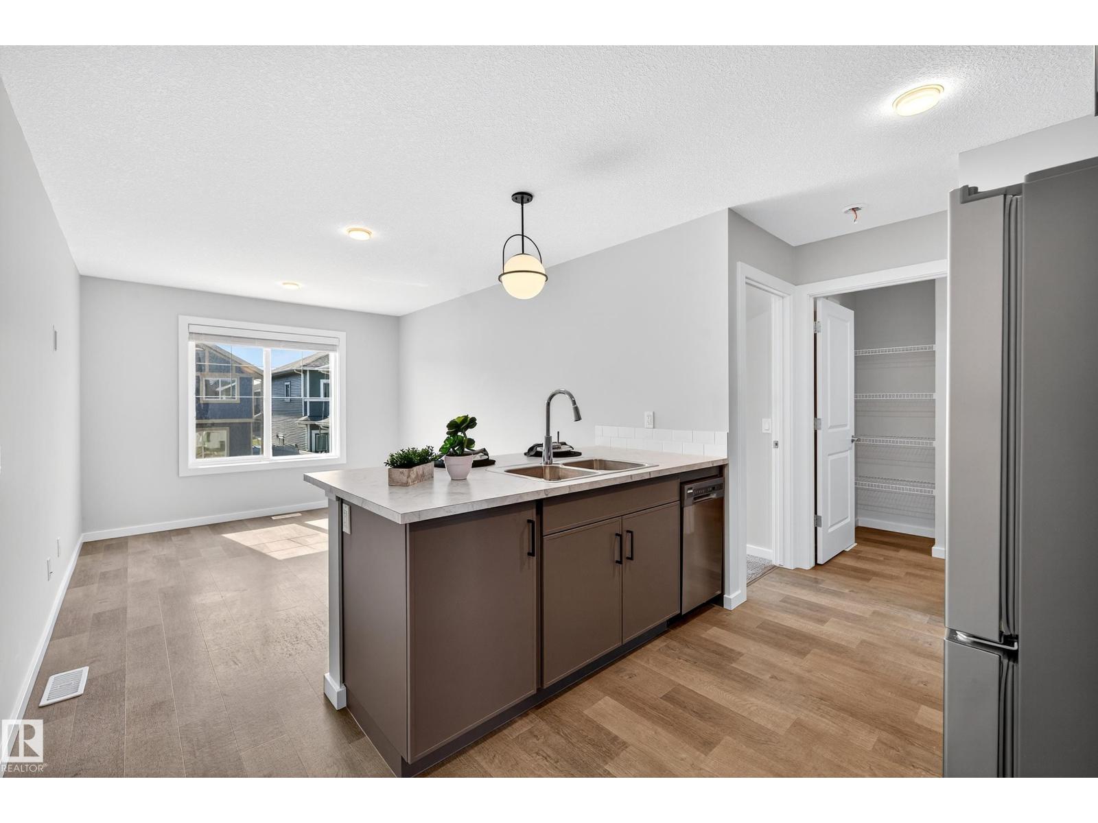 Photo 50 of 6337 Greenaway Av Nw, Edmonton AB