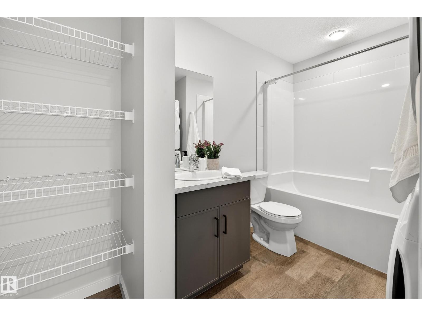 Photo 48 of 6337 Greenaway Av Nw, Edmonton AB