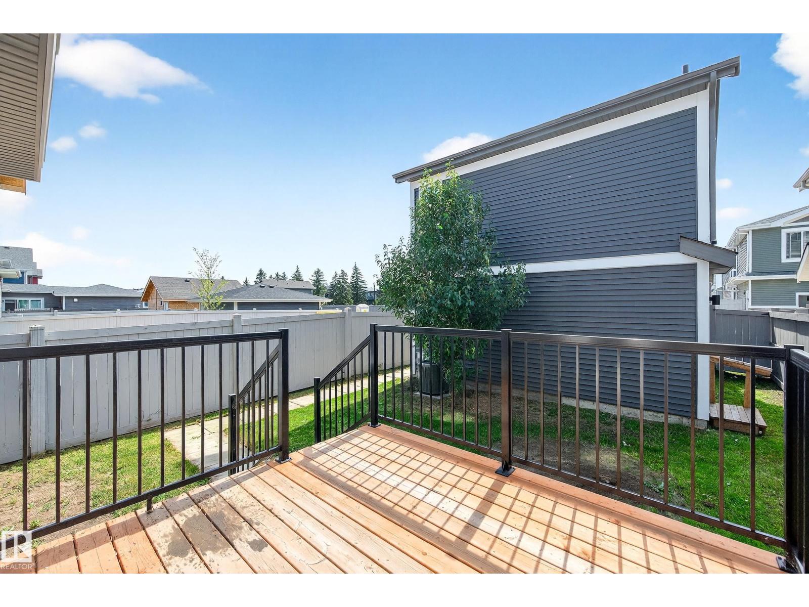 Photo 17 of 6337 Greenaway Av Nw, Edmonton AB