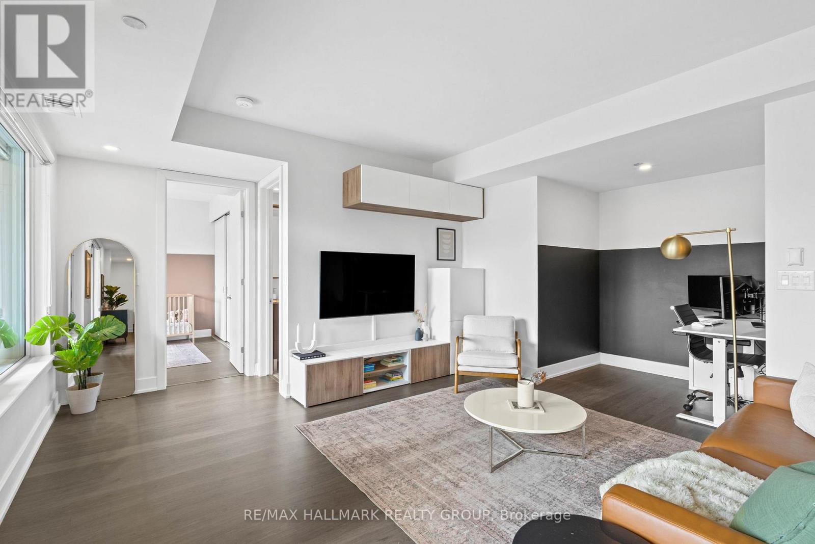 Photo 31 of 401 7 Marquette Avenue, Ottawa ON
