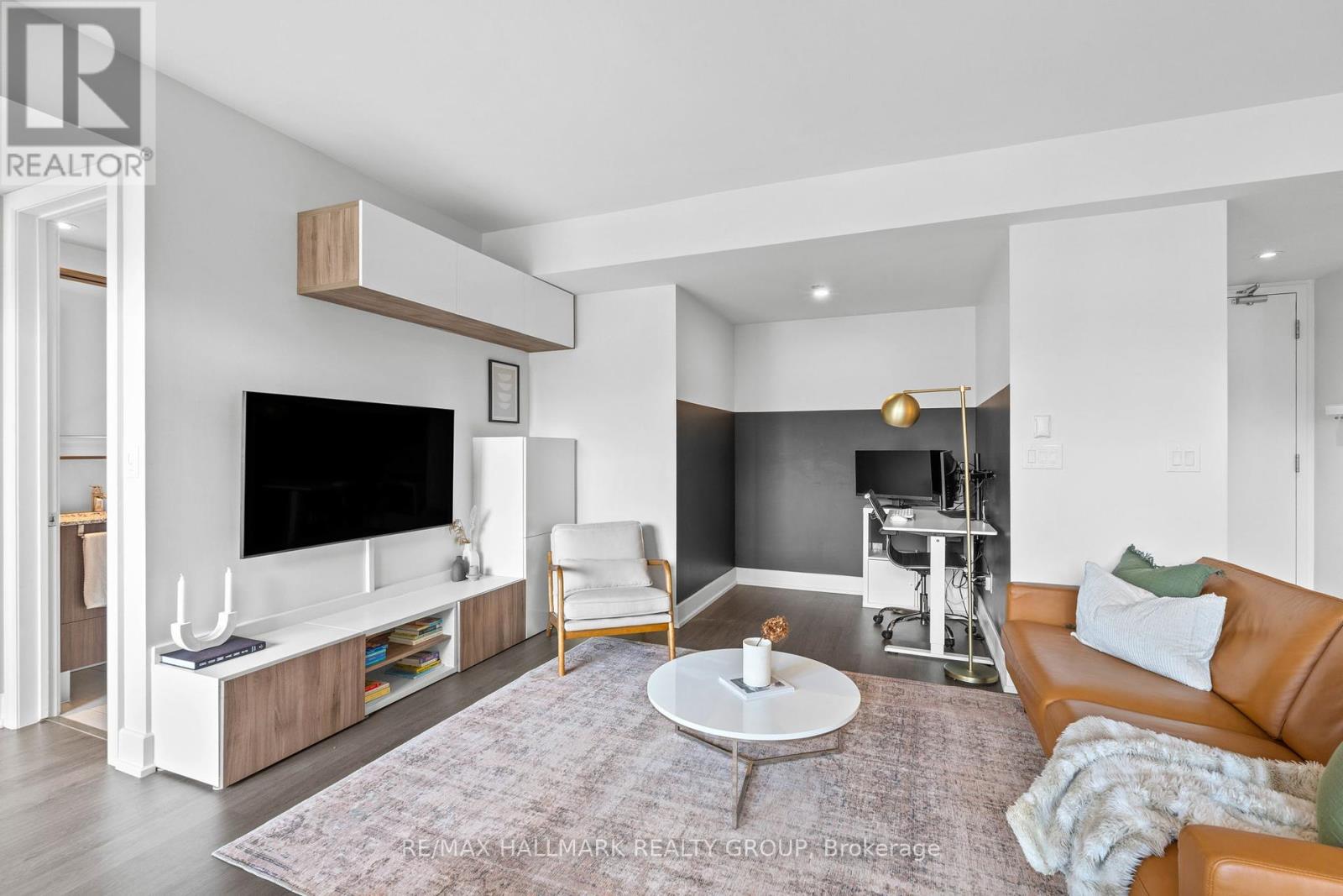 Photo 12 of 401 7 Marquette Avenue, Ottawa ON