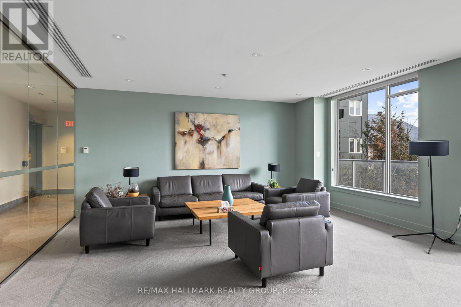 Photo 28 of 401 7 Marquette Avenue, Ottawa ON