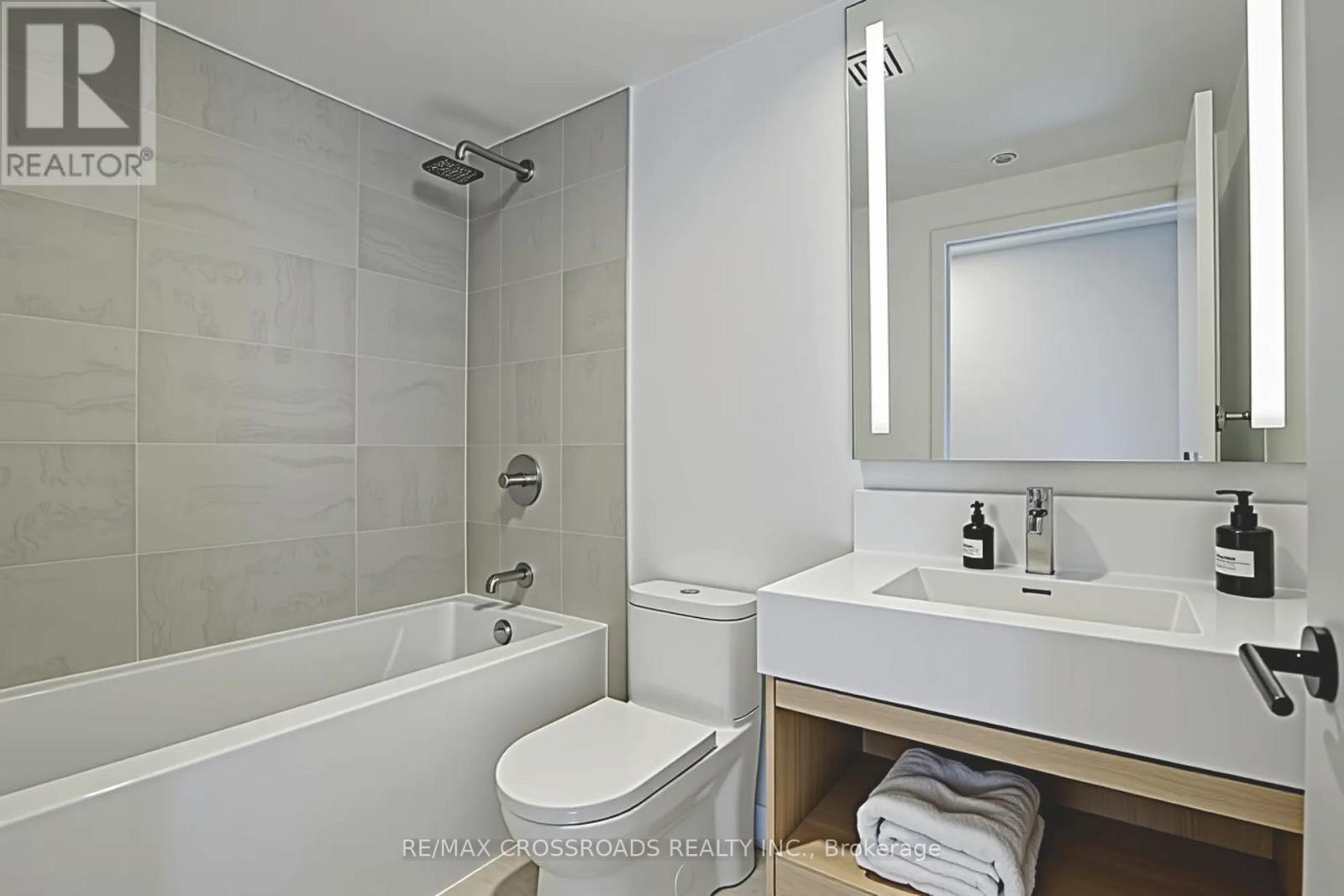 Photo 9 of 520 308 Jarvis Street, Toronto ON