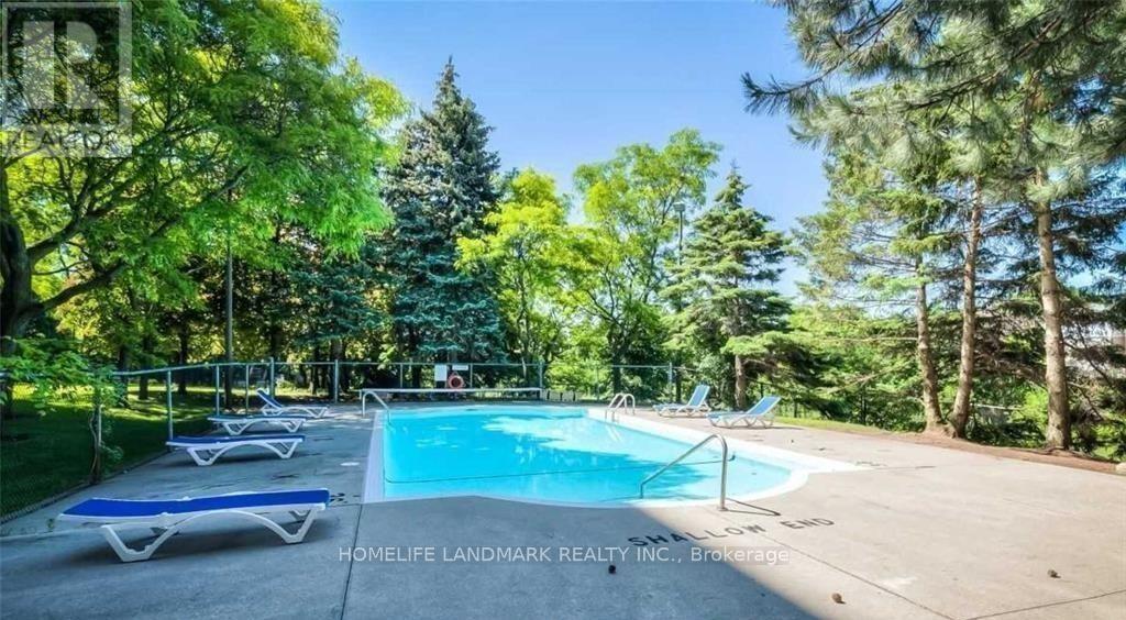 Photo 3 of 1217 4725 Sheppard Avenue E, Toronto ON