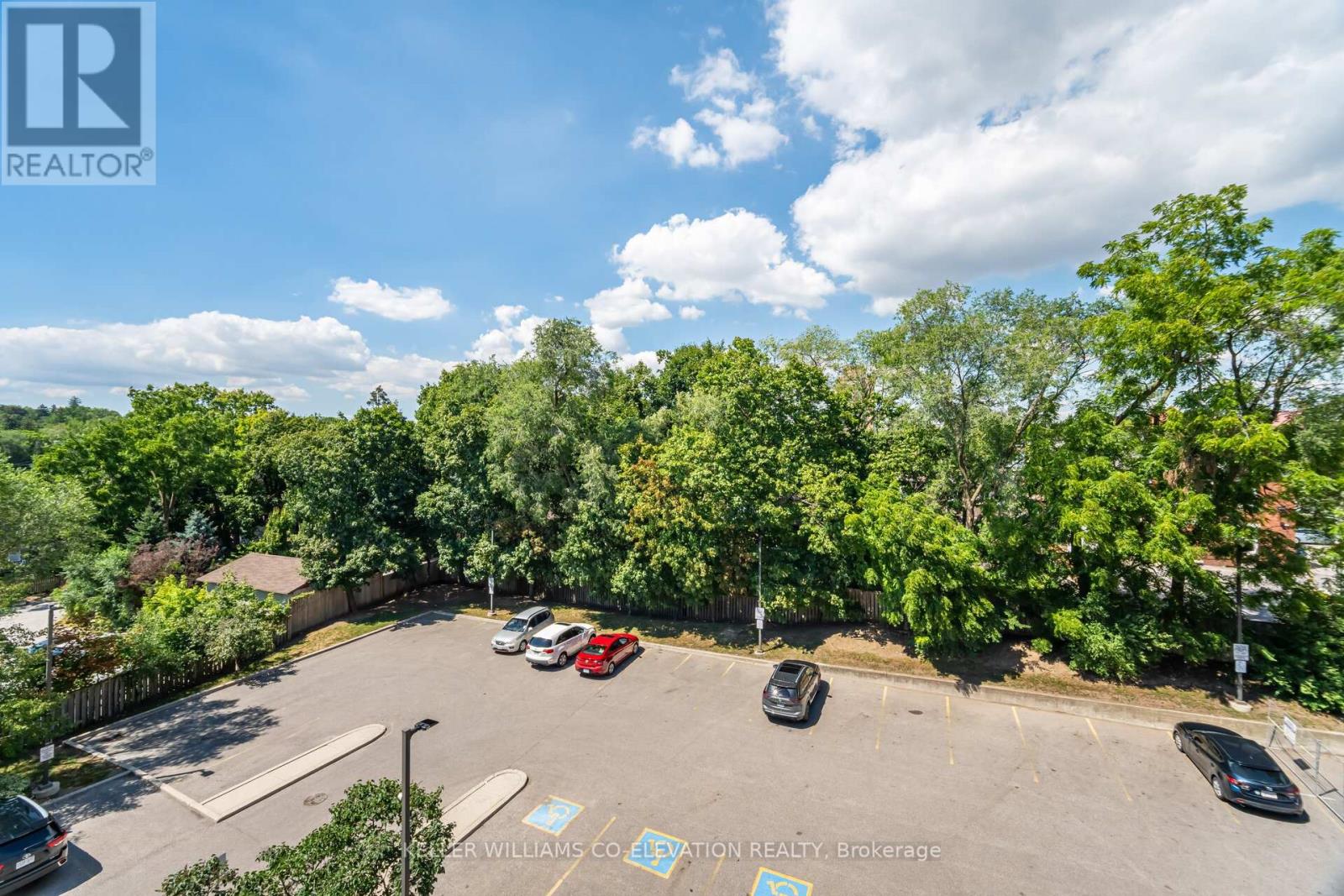 Photo 33 of 410 2088 Lawrence Avenue W, Toronto ON