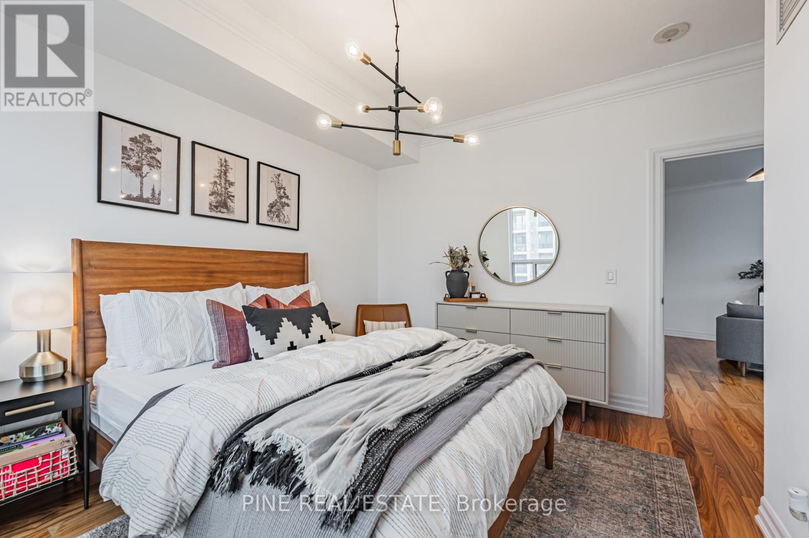 Photo 41 of 1112 2083 Lake Shore Boulevard W, Toronto ON