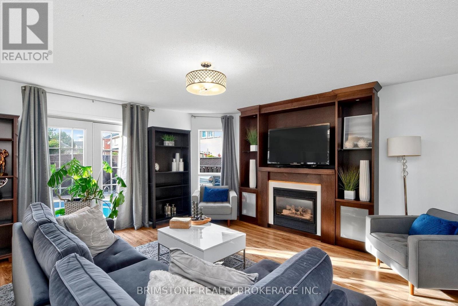 Photo 12 of 7 Banington Crescent, Brampton ON