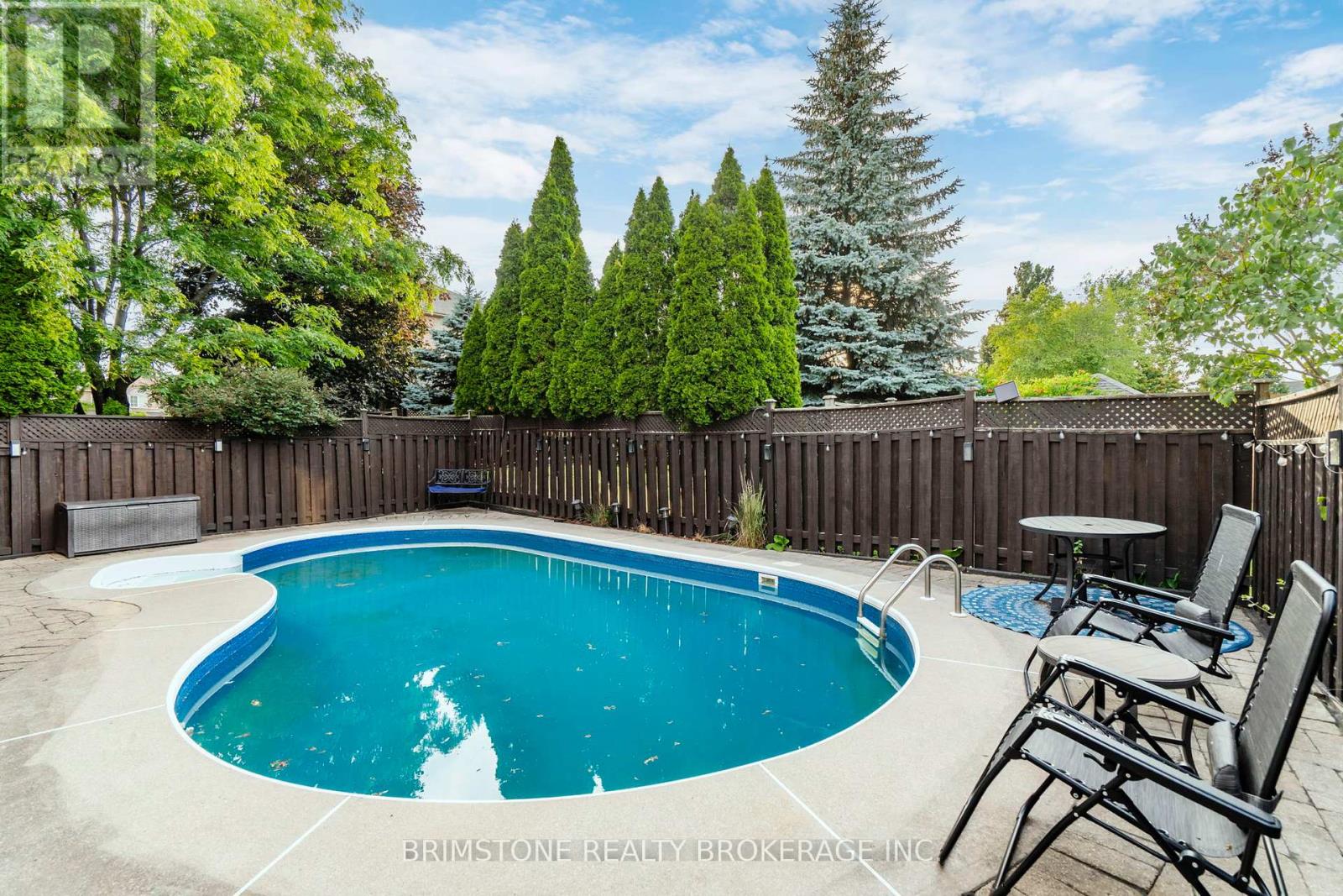Photo 32 of 7 Banington Crescent, Brampton ON