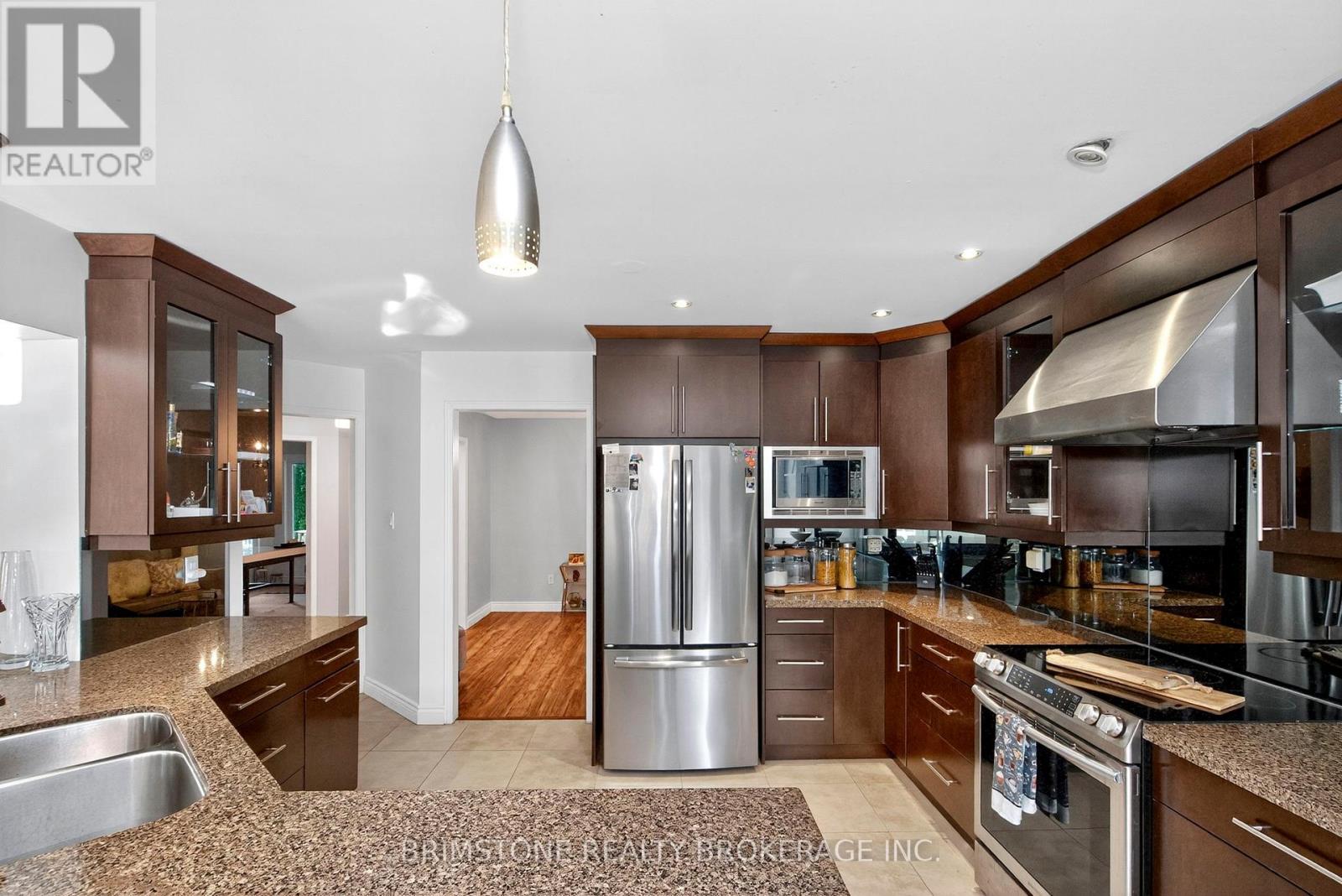 Photo 7 of 7 Banington Crescent, Brampton ON