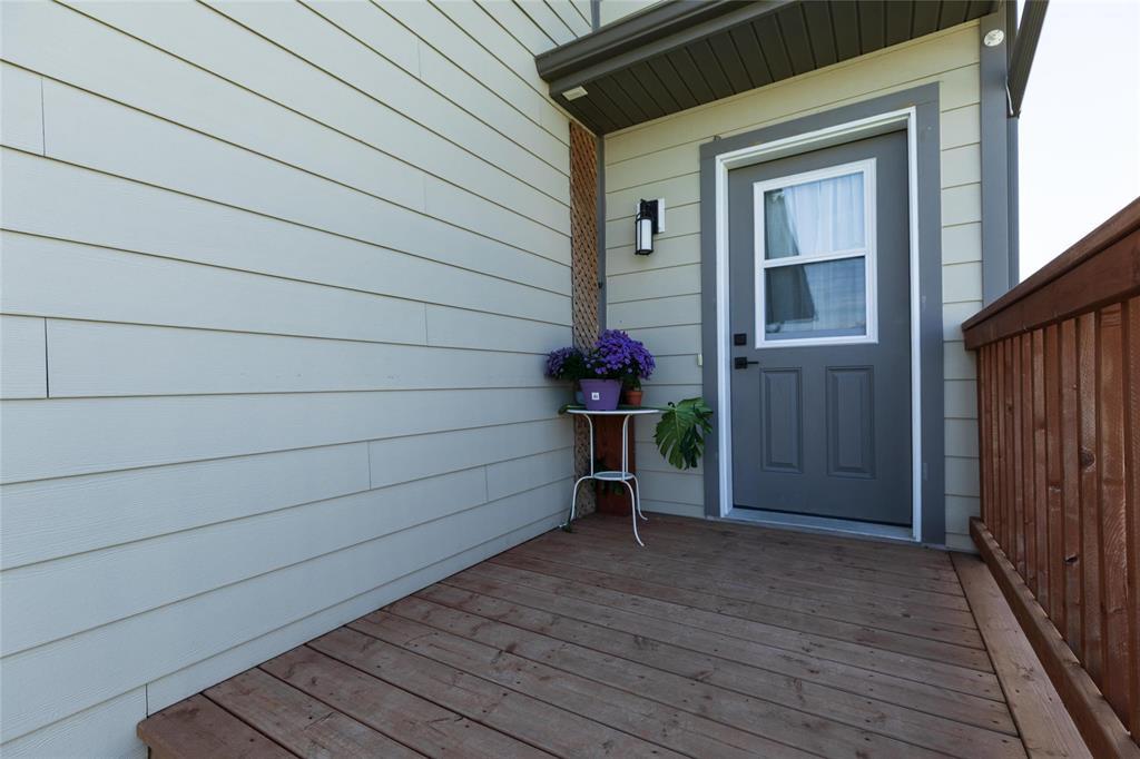 Photo 2 of 50 Parkhill Crescent, Steinbach MB