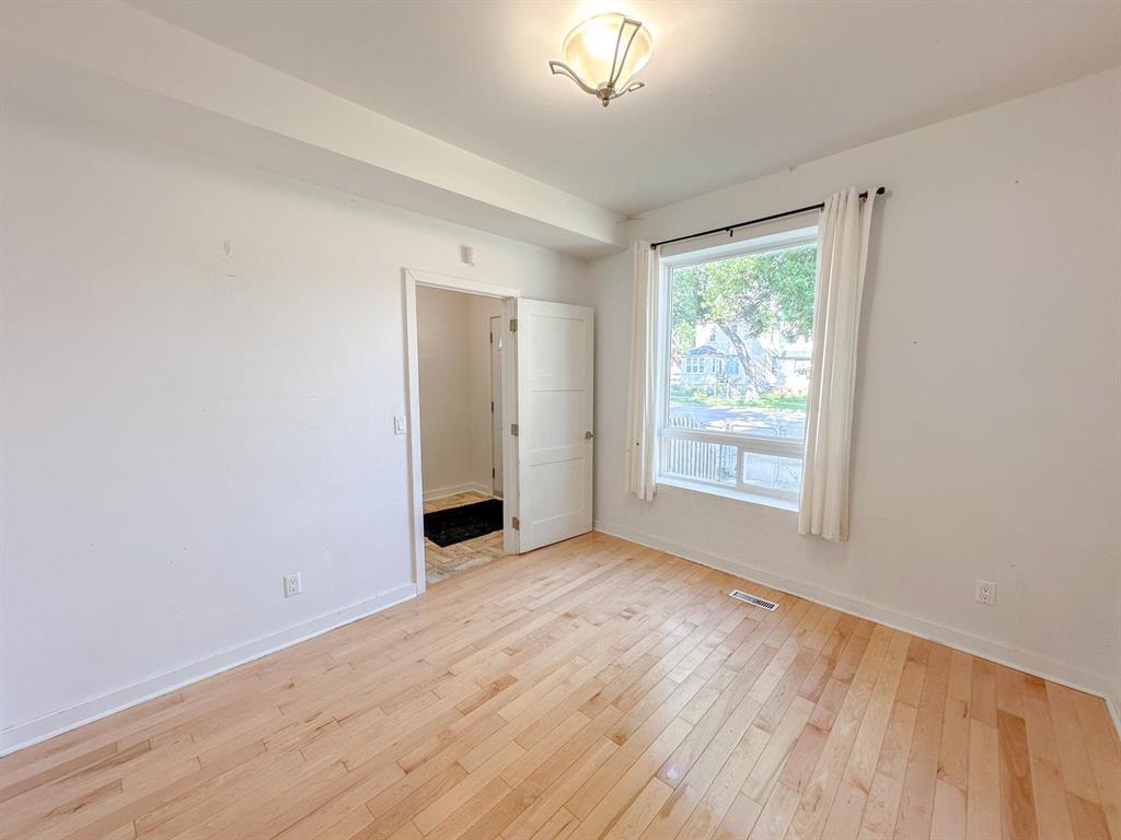 Photo 10 of 700 Sherbrook Street, Winnipeg MB