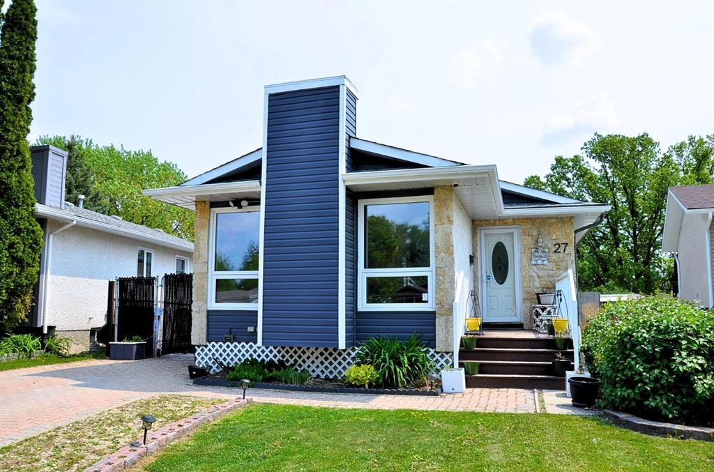 Photo 1 of 27 Delorme Bay, Winnipeg MB