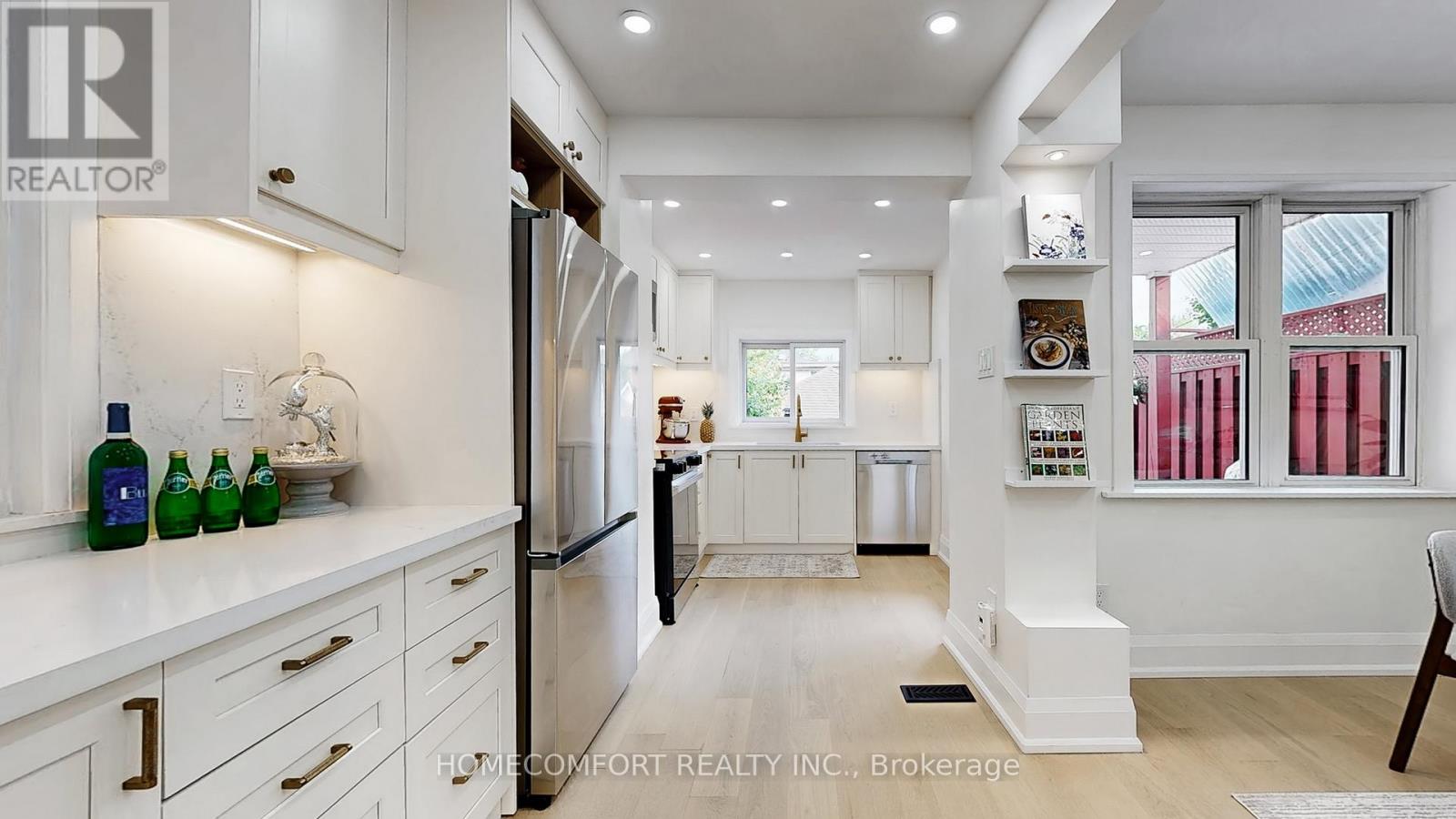 Photo 5 of 253 Fulton Avenue, Toronto ON