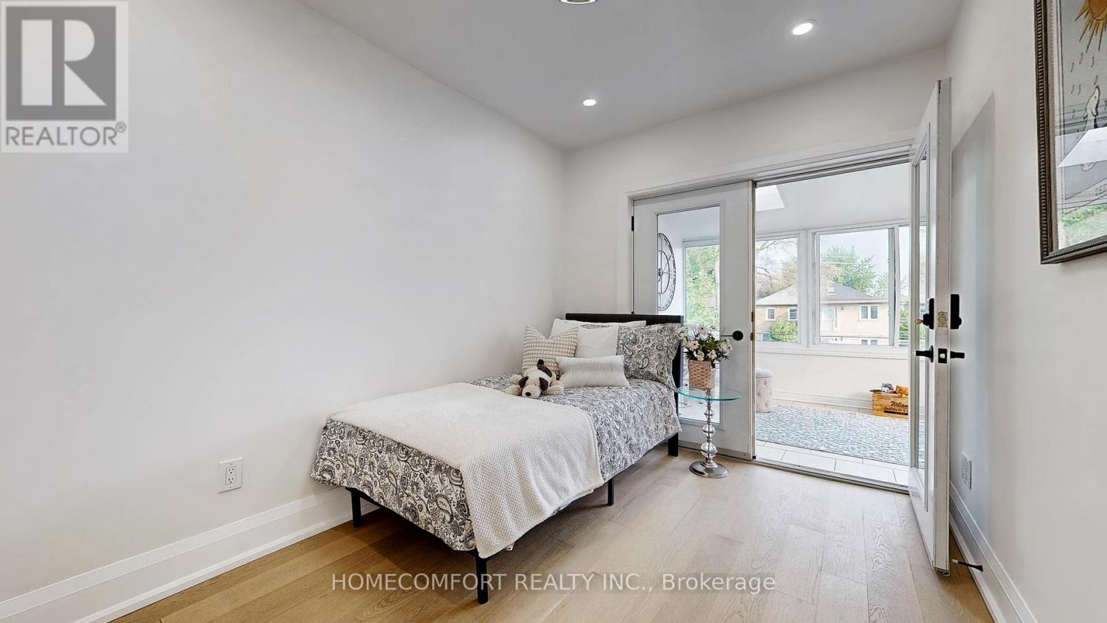 Photo 11 of 253 Fulton Avenue, Toronto ON