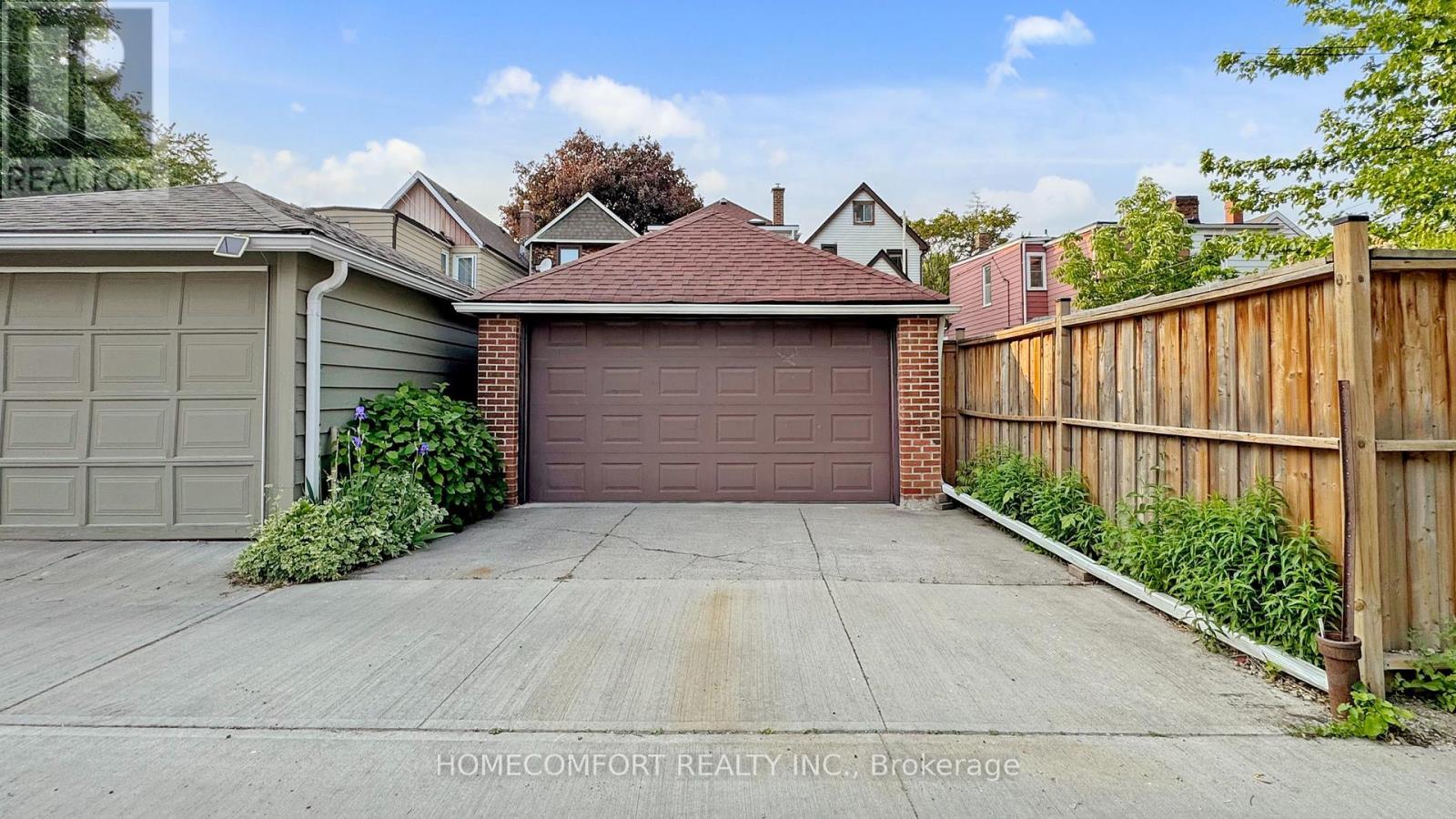 Photo 14 of 253 Fulton Avenue, Toronto ON