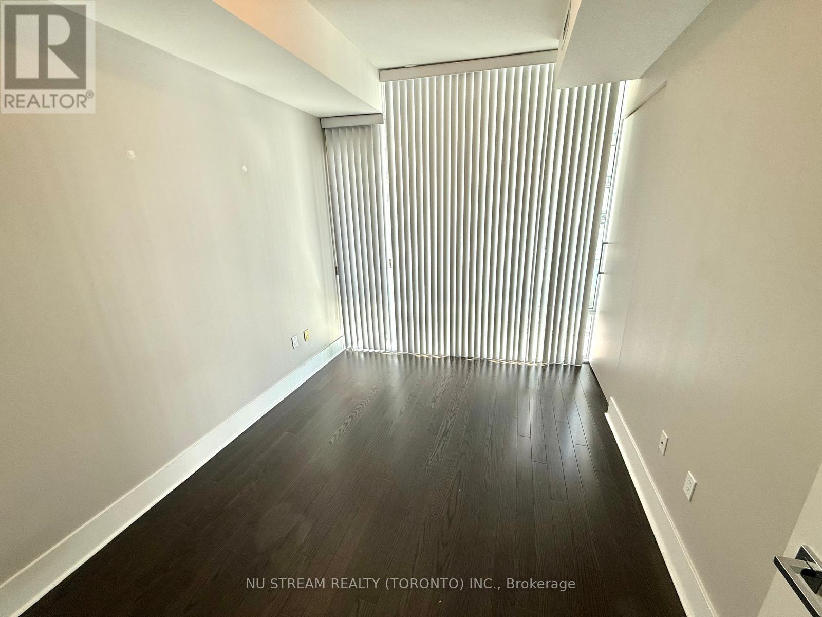 Photo 7 of 717 29 Queens Quay E, Toronto ON