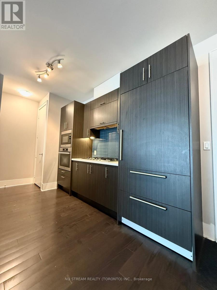 Photo 11 of 717 29 Queens Quay E, Toronto ON
