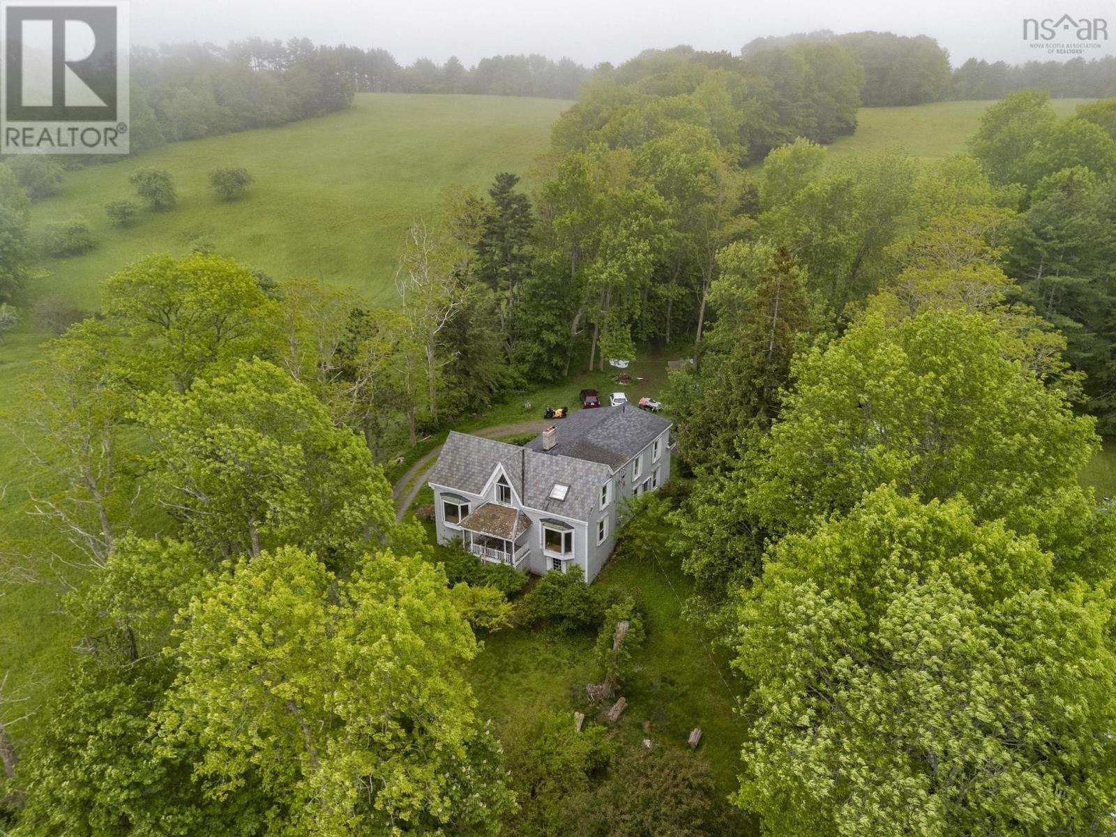 Photo 18 of 836 Main Street, Mahone Bay NS