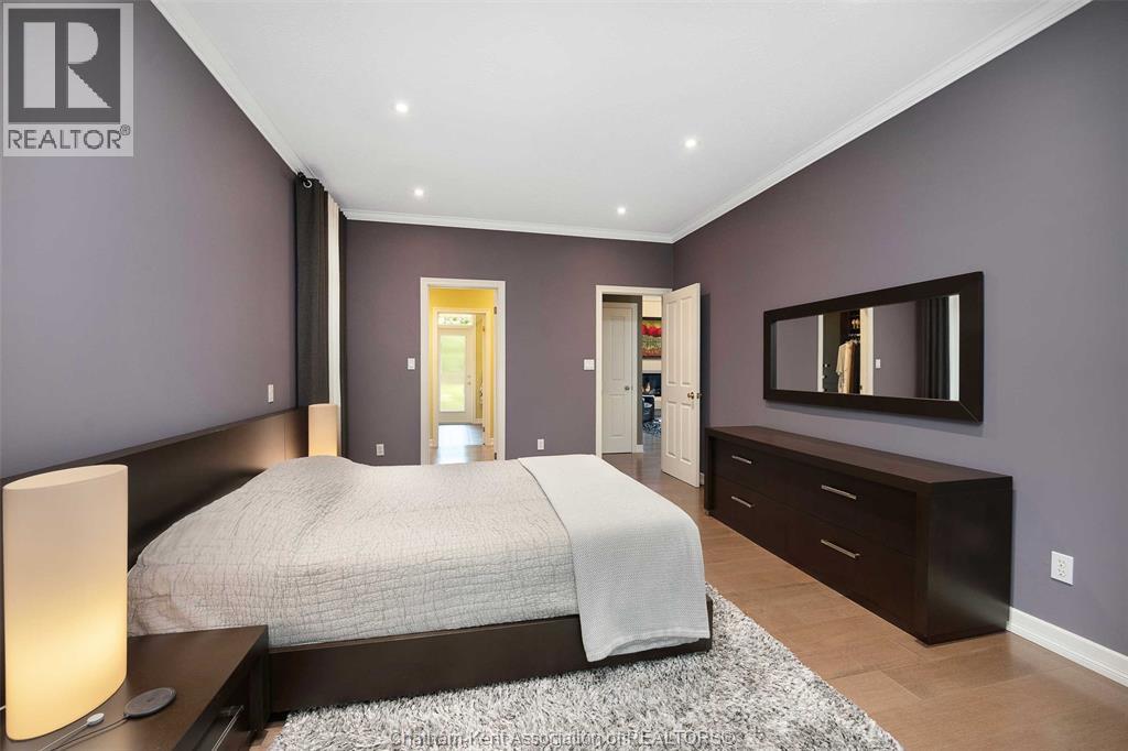 Photo 23 of 50 St Andrews Place, Chatham ON