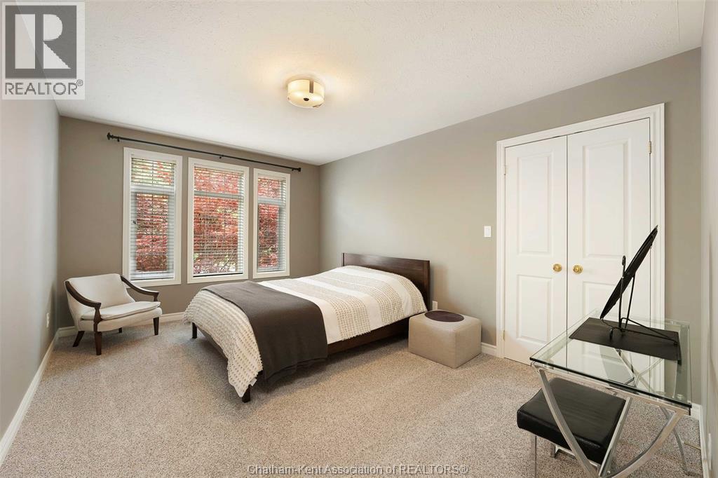 Photo 28 of 50 St Andrews Place, Chatham ON