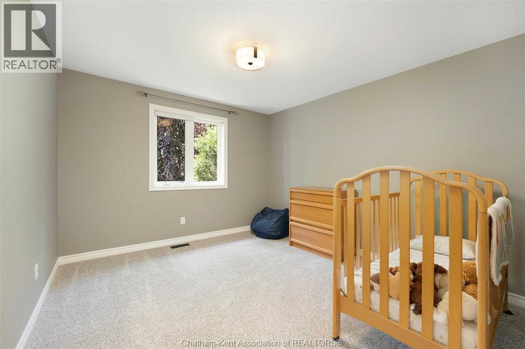 Photo 30 of 50 St Andrews Place, Chatham ON