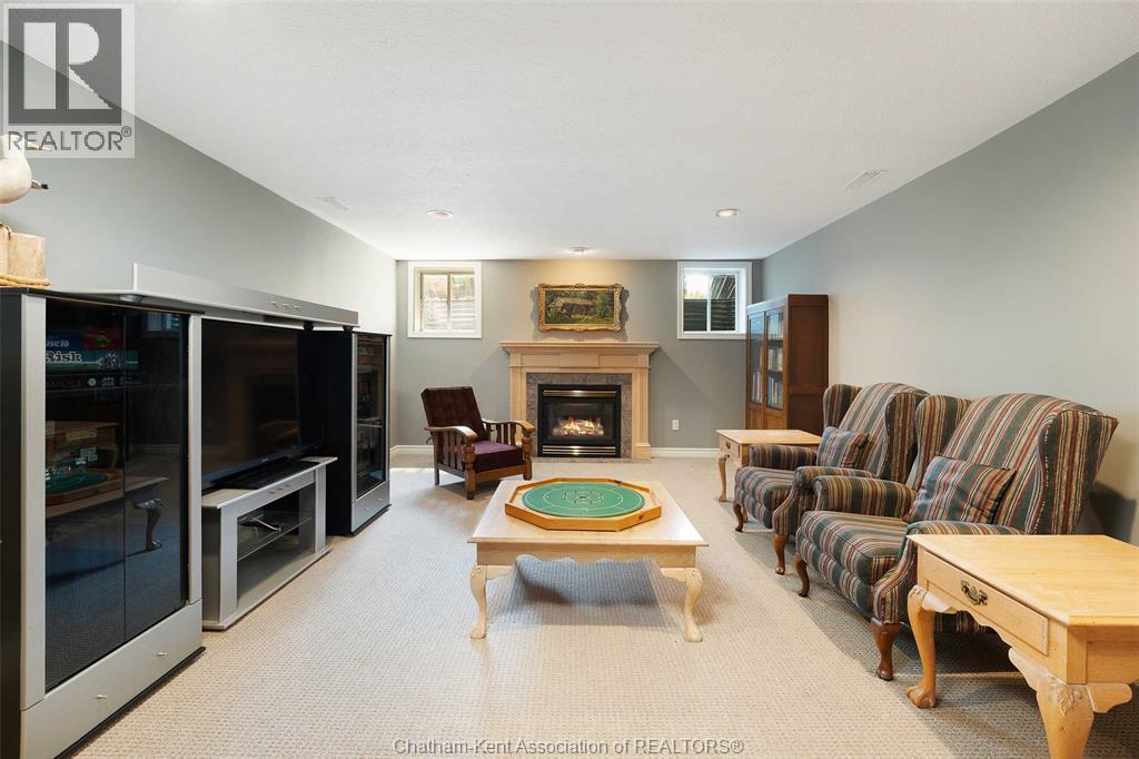Photo 33 of 50 St Andrews Place, Chatham ON