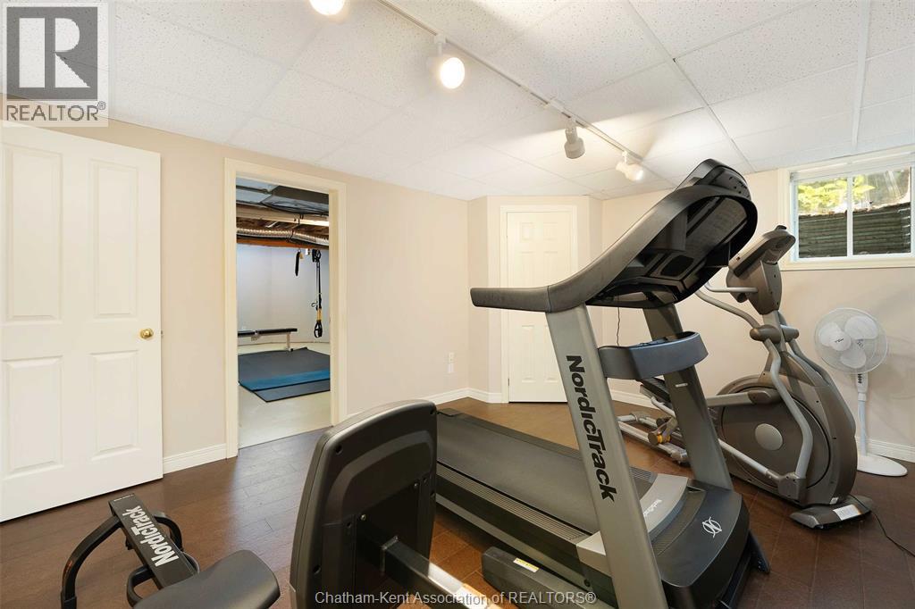 Photo 40 of 50 St Andrews Place, Chatham ON