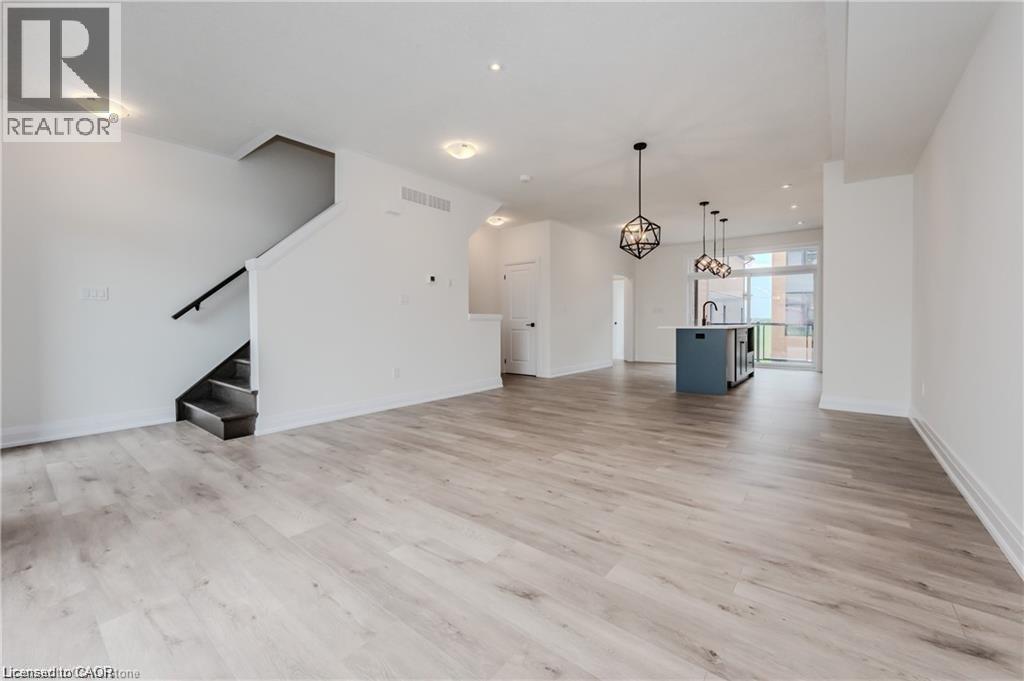 Photo 11 of 271 Grey Silo Road Unit 44, Waterloo ON