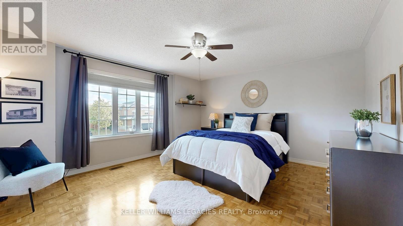 Photo 16 of 304 Maria Antonia Road, Vaughan ON