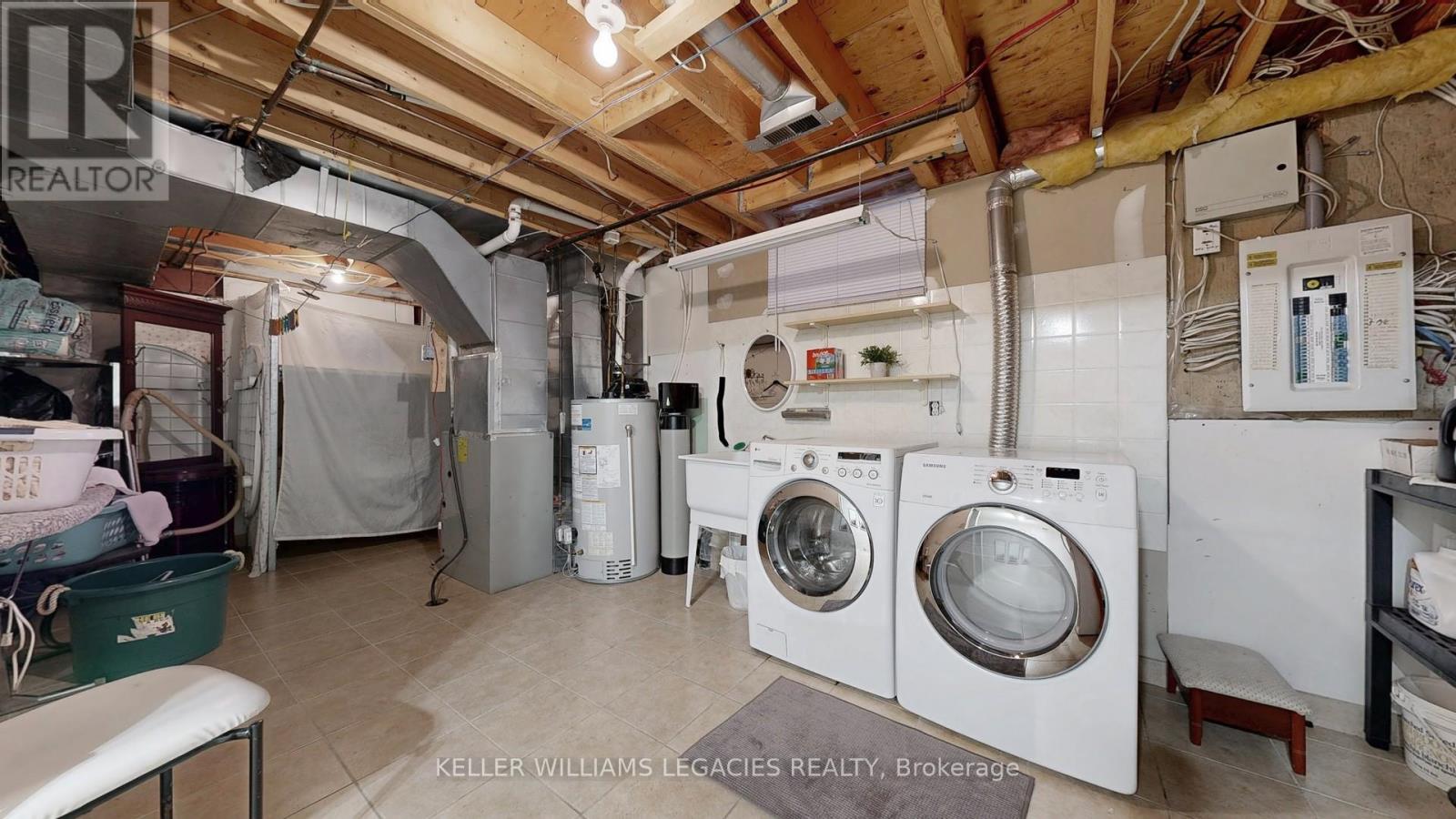 Photo 25 of 304 Maria Antonia Road, Vaughan ON