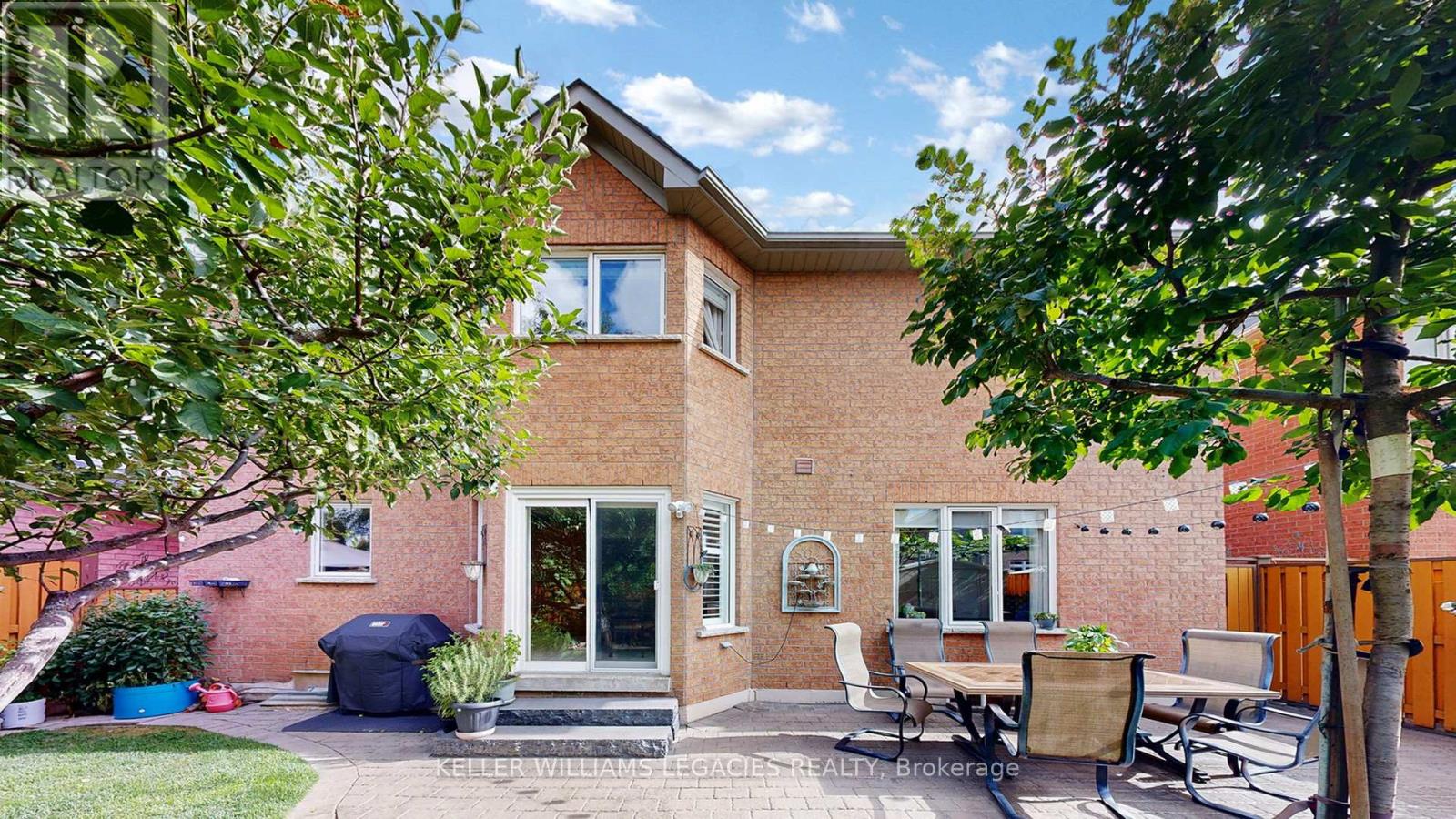 Photo 26 of 304 Maria Antonia Road, Vaughan ON