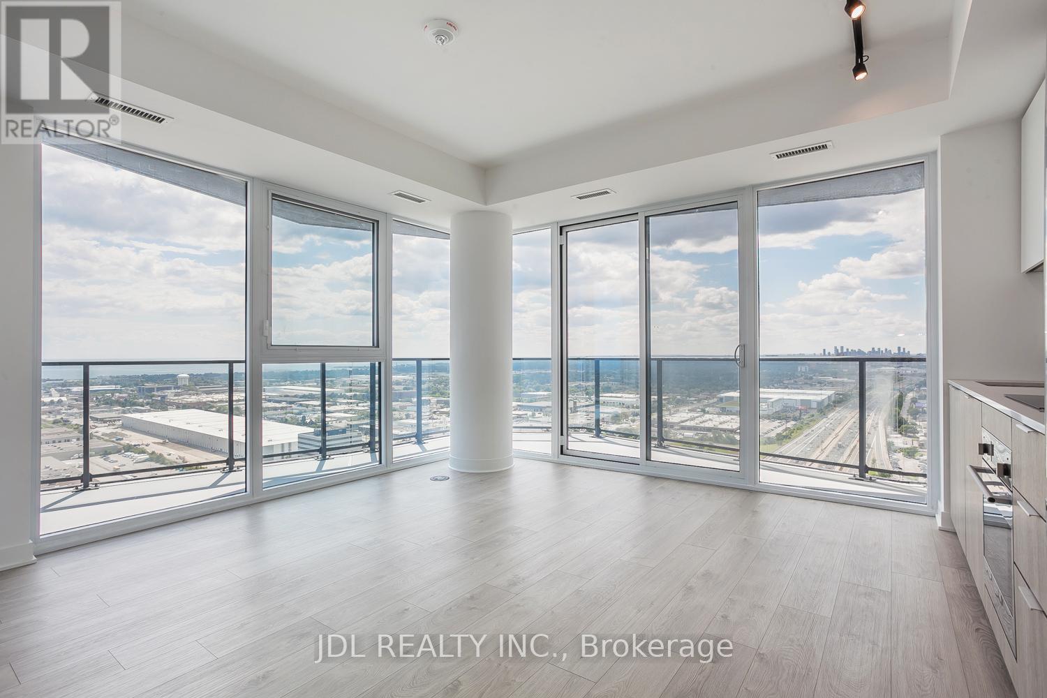 Photo 9 of 2809 36 Zorra Street, Toronto ON