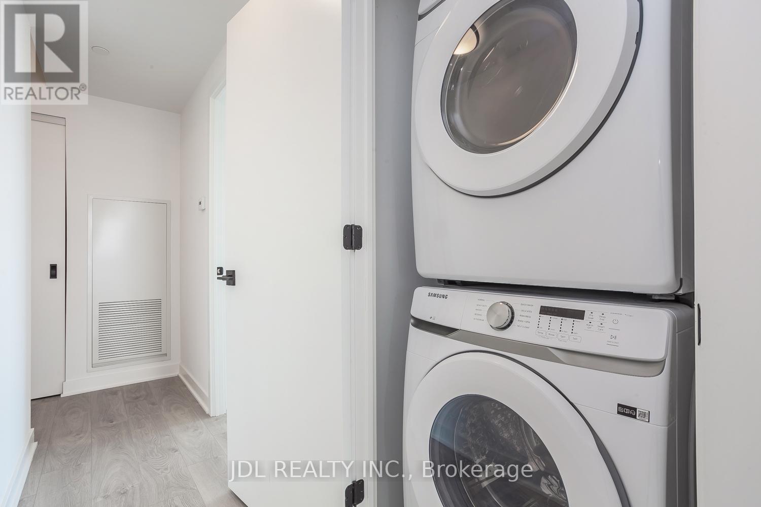 Photo 25 of 2809 36 Zorra Street, Toronto ON