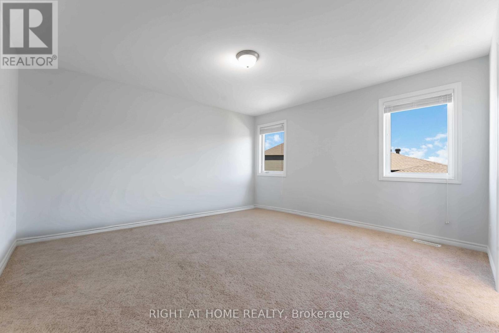 Photo 19 of 333 Rouncey Road, Ottawa ON