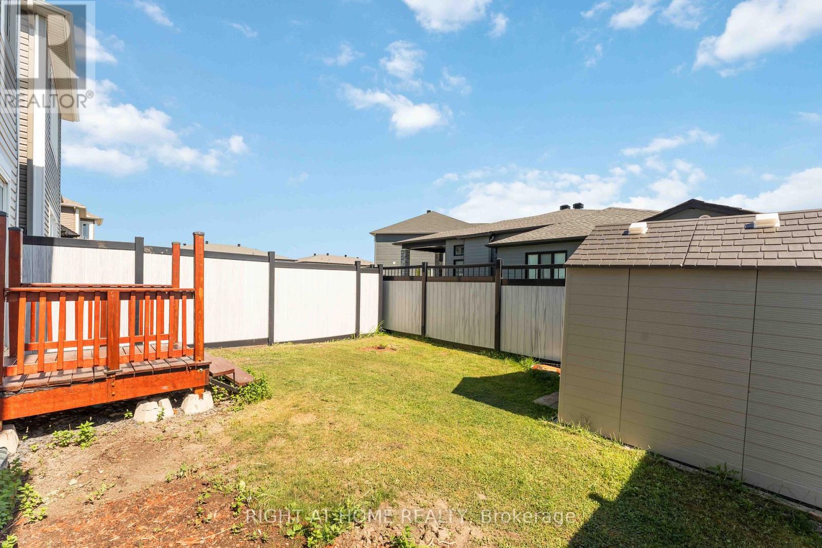 Photo 8 of 333 Rouncey Road, Ottawa ON