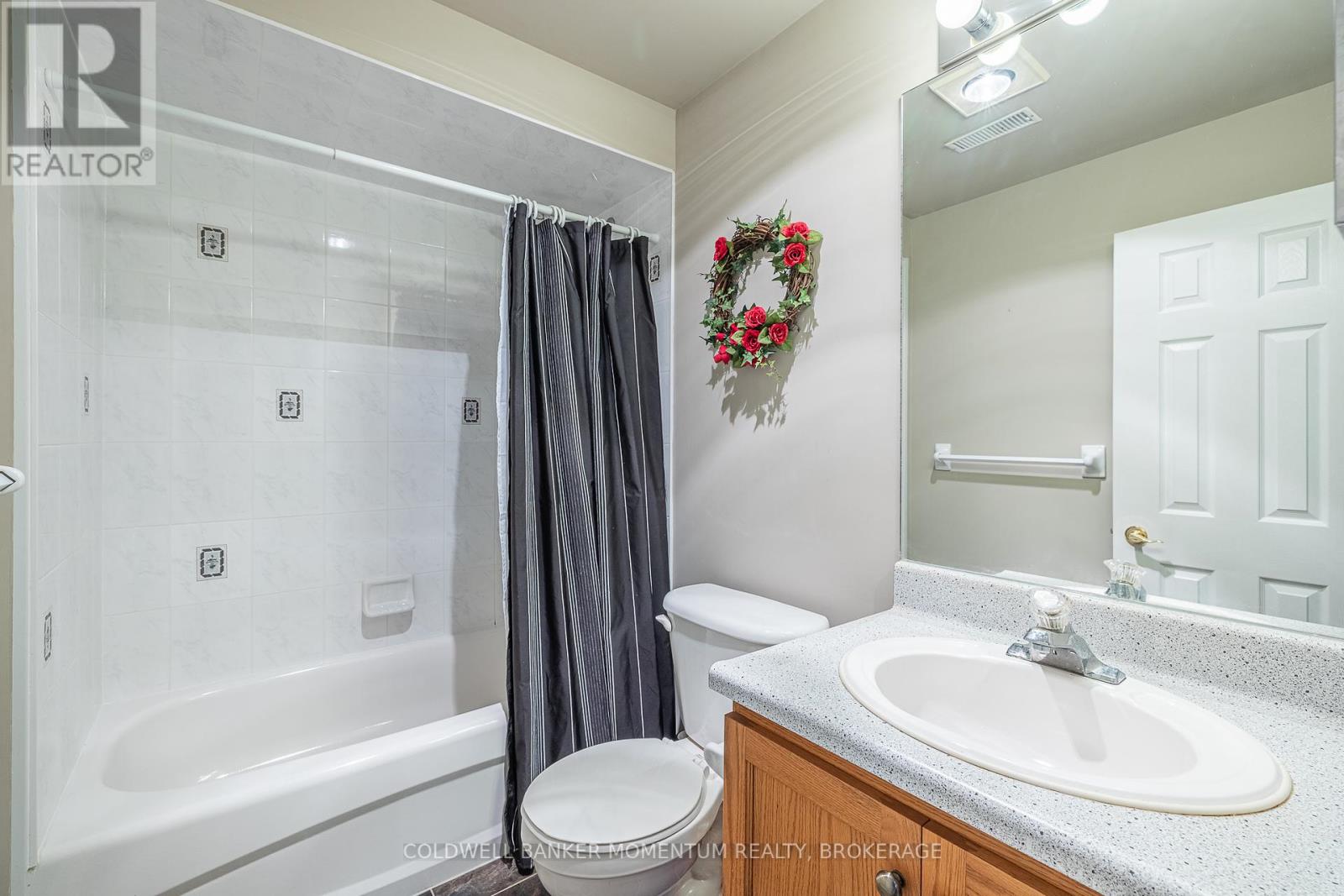 Photo 3 of 3901 Rainbow Lane, Lincoln ON