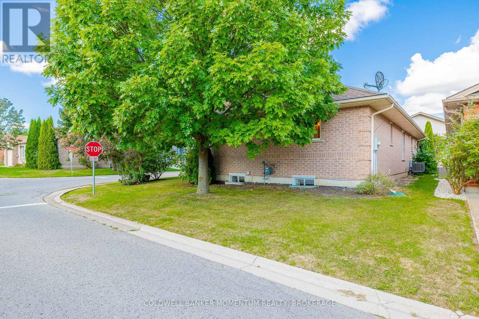 Photo 41 of 3901 Rainbow Lane, Lincoln ON