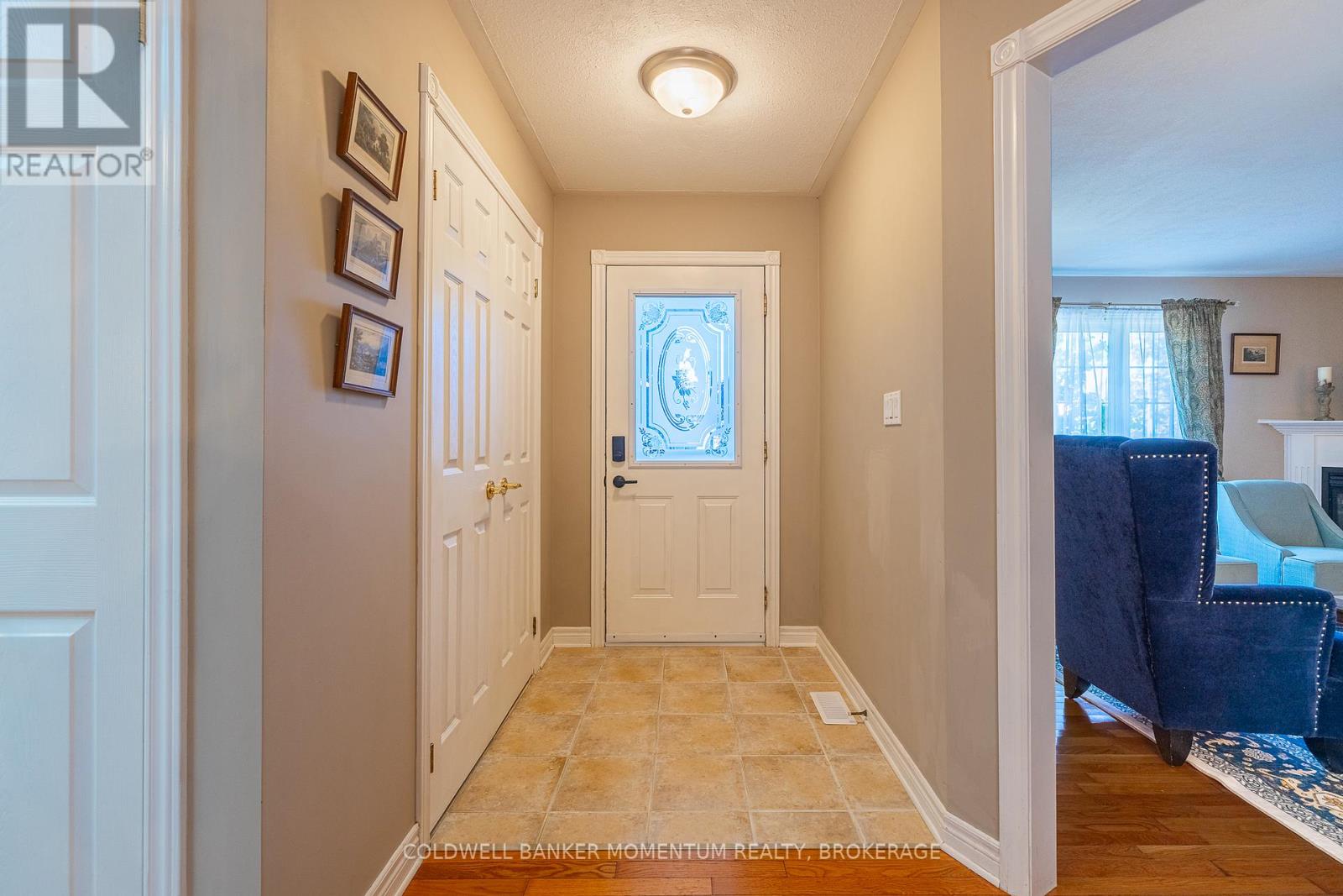 Photo 21 of 3901 Rainbow Lane, Lincoln ON
