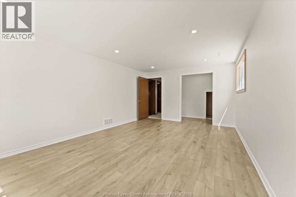 Photo 11 of 3939 Borrelli, Windsor ON