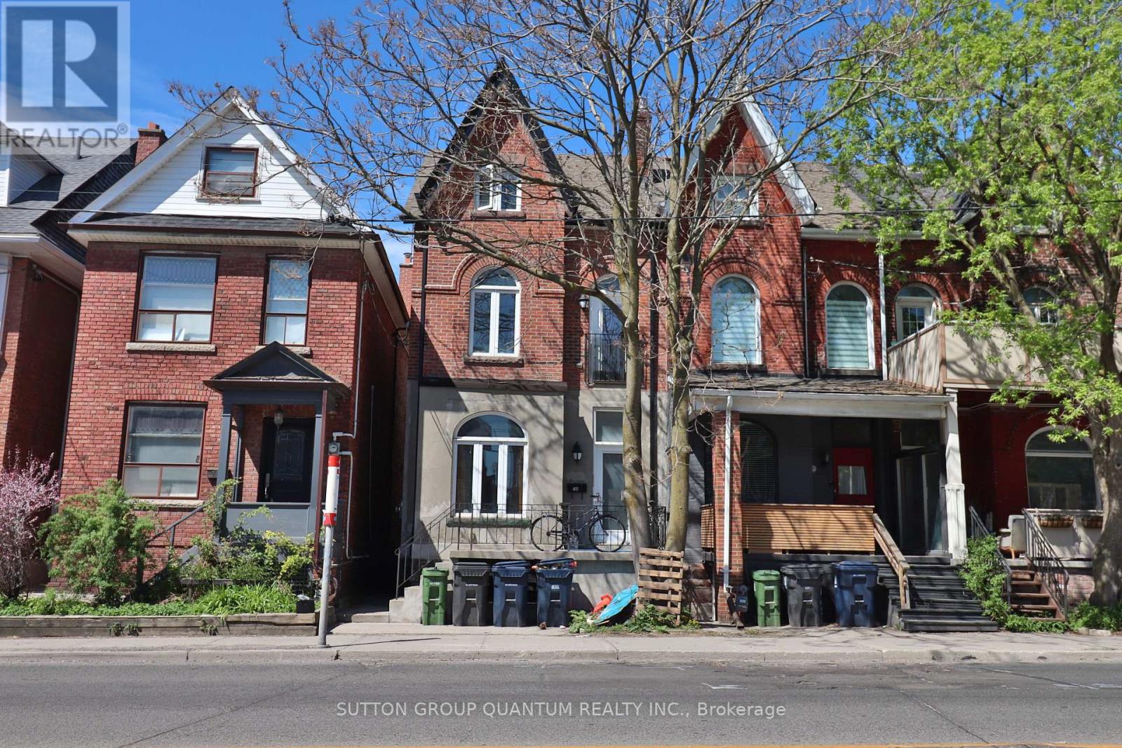 Photo 1 of Bsmt 588 Ossington Avenue, Toronto ON